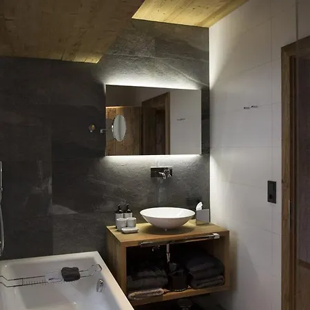 Chalet Arlberg- Exquisites Skigebiet Fuer Bis Zu 16 Gaste In Zurs * Stuben (Landeck)