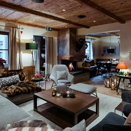 Chalet Arlberg- Exquisites Skigebiet Fuer Bis Zu 16 Gaste In Zurs *